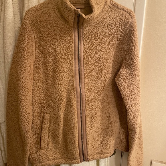 Old Navy tan Sherpa zip up - size medium tall - Picture 1 of 3